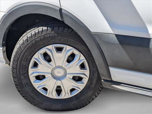 Used 2022 Ford Transit 350 XLT image 10