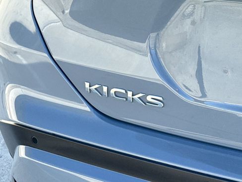 Used 2023 Nissan Kicks SV FWD image 21