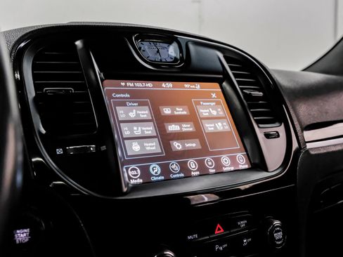Used 2021 Chrysler 300 S w/ S Model Appearance Package RWD image 36