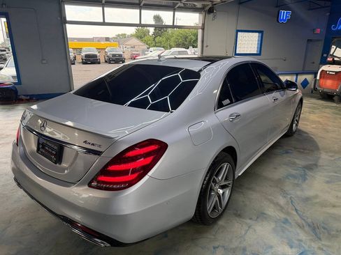 Used 2019 Mercedes-Benz S 560 4MATIC Sedan w/ AMG Line Exterior image 10