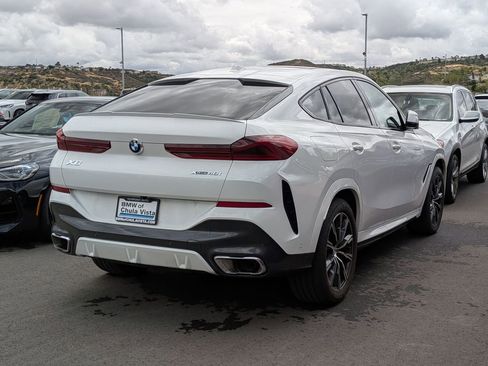 Used 2026 BMW X6 xDrive40i AWD/4WD image 3