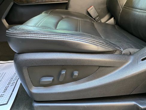 Used 2016 GMC Sierra 2500 Denali w/ Duramax Plus Package image 15