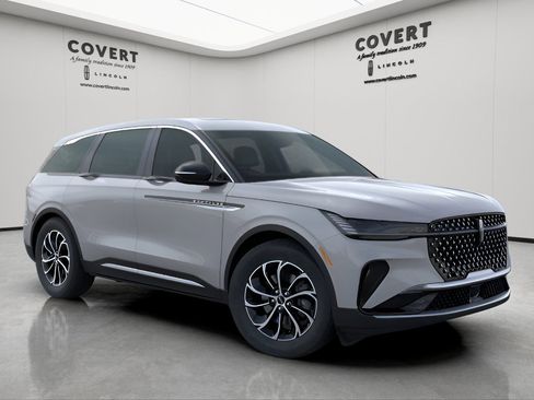 New 2026 Lincoln Nautilus Premier w/ Equipment Group 102A image 7