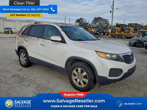 Used 2012 Kia Sorento LX w/ Third Row Pkg image 5