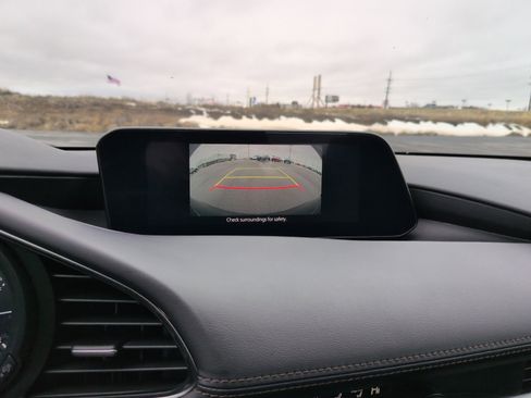 Used 2025 MAZDA MAZDA3 s image 24