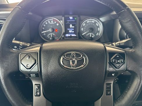 Used 2021 Toyota Tacoma TRD Sport w/ Technology Package image 23