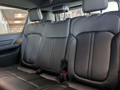 New 2026 Jeep Grand Wagoneer L 2WD image 15