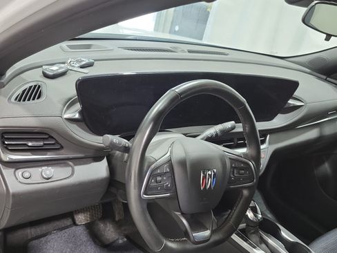 Used 2024 Buick Envista Preferred FWD image 10