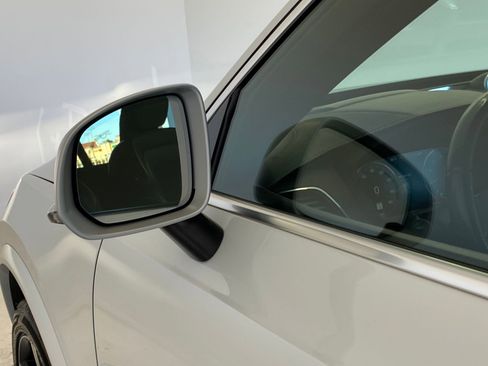 Used 2019 Volvo XC90 T6 R-Design w/ Advanced Package image 23