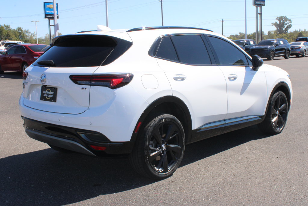 Used 2023 Buick Envision Essence w/ Sport Touring Package FWD image 8