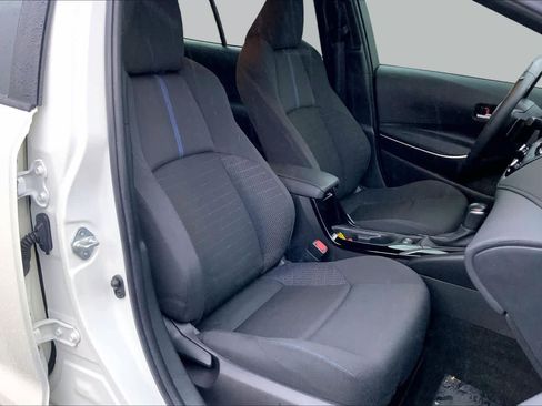 Used 2020 Toyota Corolla SE FWD image 9