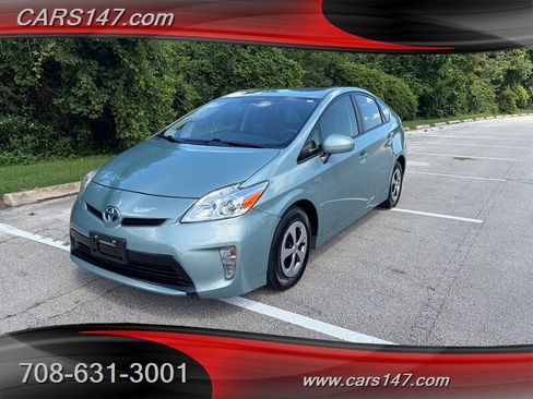 Used 2013 Toyota Prius Two FWD image 1