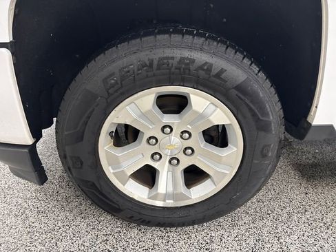 Used 2017 Chevrolet Silverado 1500 LT w/ All Star Edition image 15