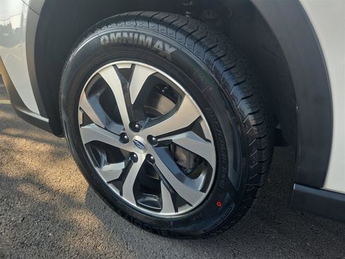 Used 2022 Subaru Outback Touring image 9