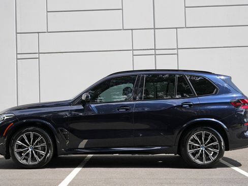Used 2024 BMW X5 xDrive50e w/ M Sport Package AWD/4WD image 9