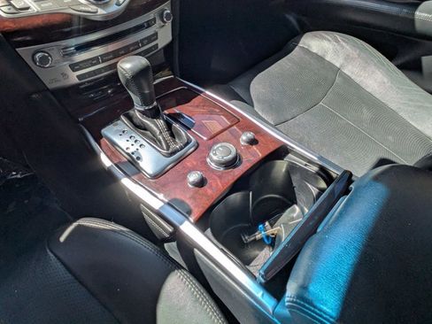 Used 2016 INFINITI Q70 L 3.7 AWD/4WD image 17