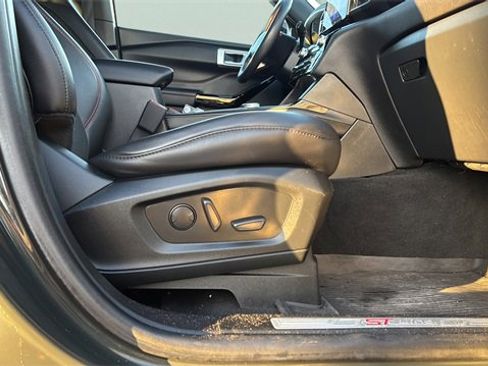 Used 2022 Ford Explorer ST-Line w/ Class IV Trailer Tow Package image 10