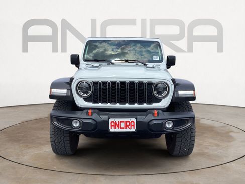 Used 2026 Jeep Gladiator Rubicon AWD/4WD image 8