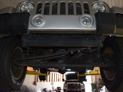 Used 2010 Jeep Wrangler Unlimited Sahara w/ Trailer Tow Group AWD/4WD image 63