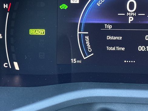 Certified 2026 Toyota Camry Hybrid w/ Convenience Package FWD image 24