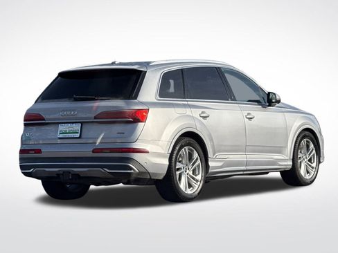 Used 2021 Audi Q7 3.0T Prestige w/ Prestige Package image 3