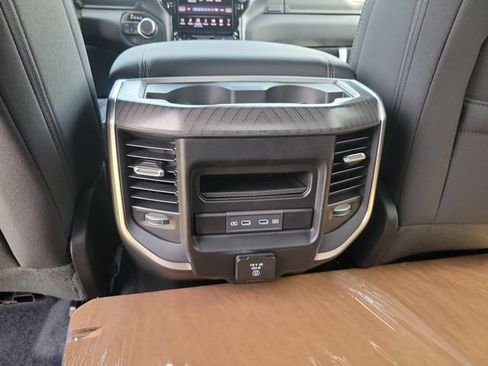 New 2026 RAM 1500 Big Horn AWD/4WD image 9