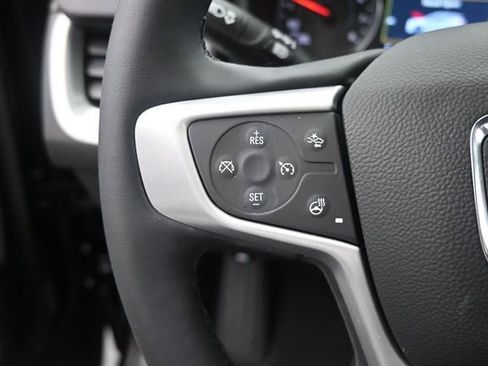 Used 2024 GMC Terrain SLT FWD image 30