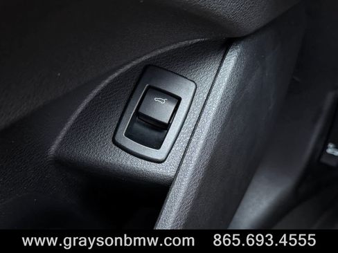 Used 2018 BMW X2 sDrive28i w/ Convenience Package FWD image 23