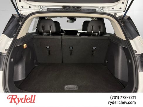 Used 2024 Buick Encore GX Sport Touring AWD/4WD image 18