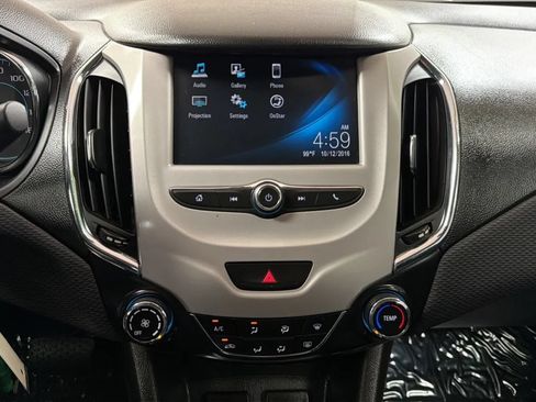 Used 2017 Chevrolet Cruze LS FWD image 11