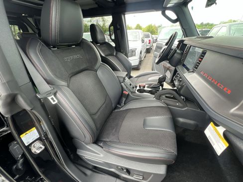 New 2026 Ford Bronco Raptor AWD/4WD image 34
