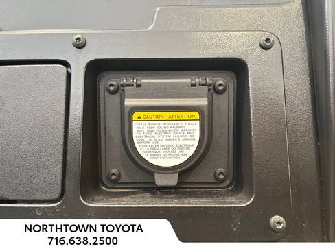 Used 2023 Toyota Tacoma TRD Sport w/ Advanced Technology Package image 25