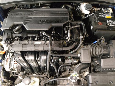 Used 2021 Hyundai Elantra SEL FWD image 30