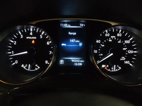 Used 2016 Nissan Rogue S w/ Appearance Package AWD/4WD image 23