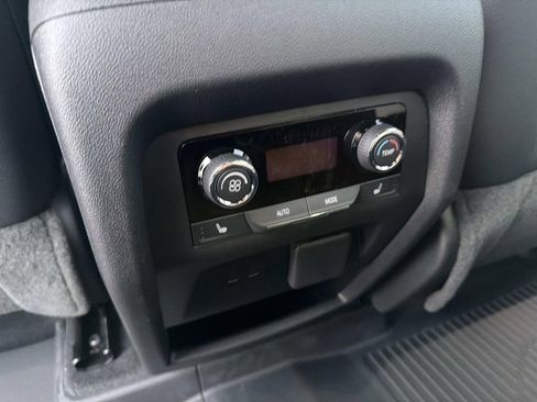 New 2026 Chevrolet Traverse High Country w/ LPO, Floor Liner Package image 23