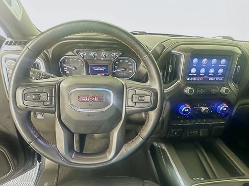 Used 2021 GMC Sierra 1500 AT4 w/ AT4 Preferred Package AWD/4WD image 11