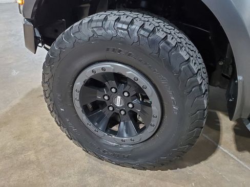 Used 2018 Ford F150 Raptor w/ Equipment Group 802A Luxury AWD/4WD image 41