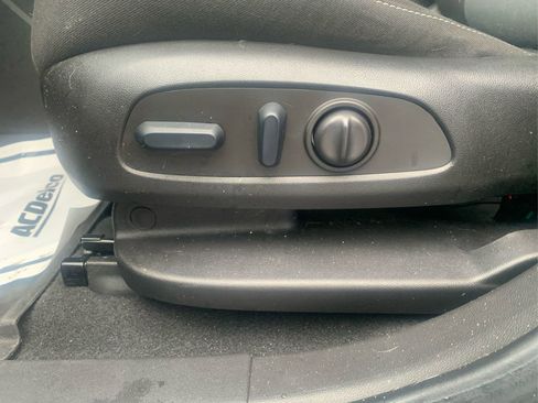 Used 2023 Chevrolet Blazer LT w/ Midnight/Sport Edition image 18