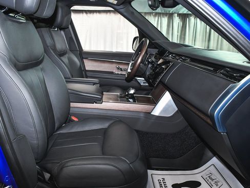 Used 2024 Land Rover Range Rover Autobiography image 64