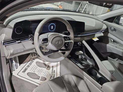 New 2026 Hyundai Elantra Sport image 15