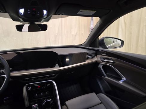 Used 2025 Audi Q5 Prestige image 29