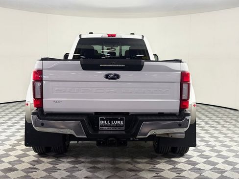 Used 2022 Ford F450 Lariat w/ Lariat Ultimate Package AWD/4WD image 9