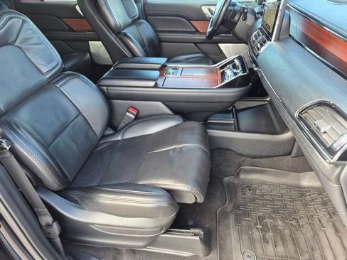 Certified 2020 Lincoln Navigator L Reserve w/ Luxury Package AWD/4WD image 34