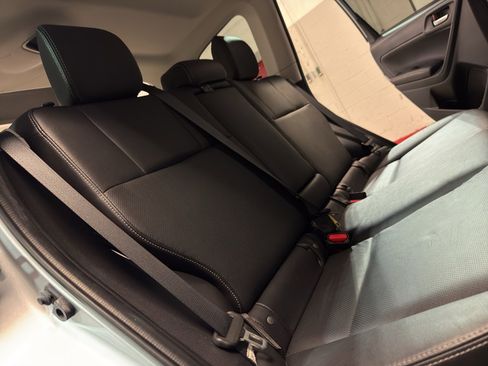 Used 2014 Subaru Forester 2.5i Limited image 26