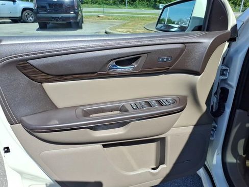 Used 2015 GMC Acadia Denali FWD image 3