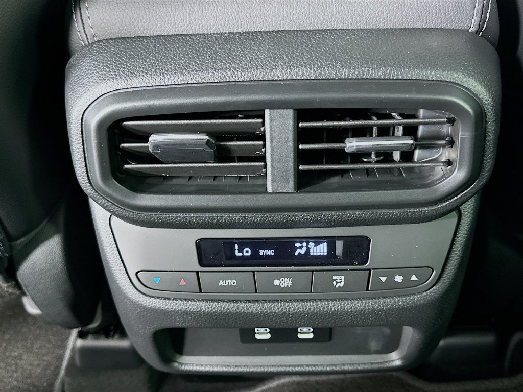 Used 2026 Honda Pilot EX-L image 18