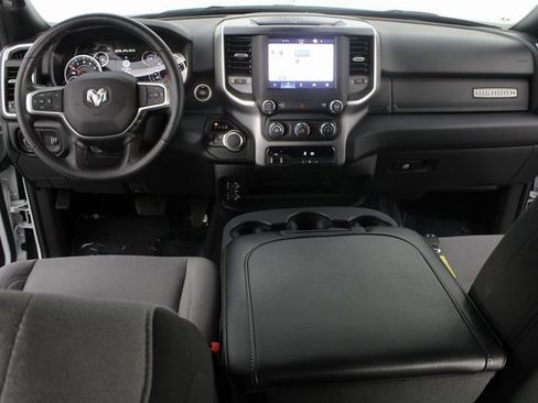 Used 2024 RAM 2500 Big Horn w/ Bed Utility Group image 9