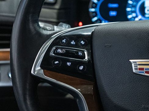 Used 2020 Cadillac Escalade Luxury image 29