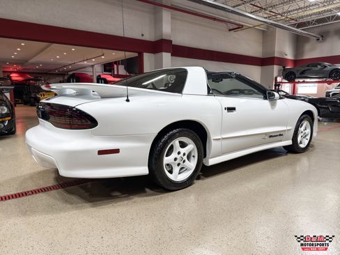Used 1994 Pontiac Firebird Coupe RWD image 5