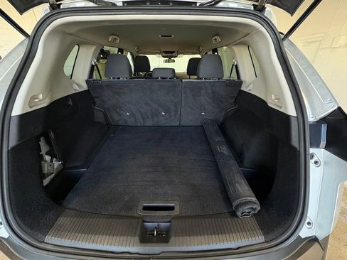 Used 2022 Nissan Rogue SV image 30